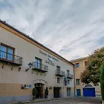 Palacio San Facundo 2* Segóvia
