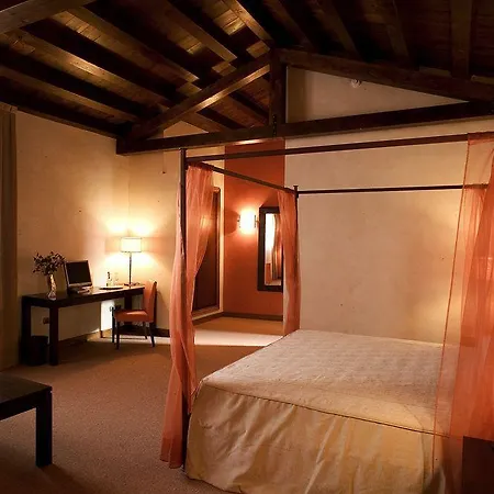 Palacio San Facundo Pensión 2*