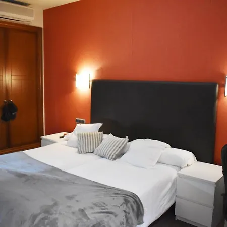 Pensionat Palacio San Facundo 2*