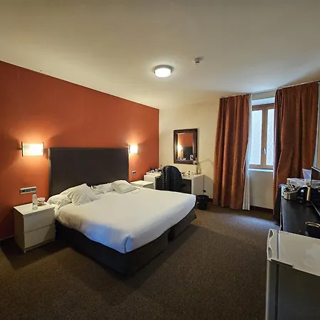 Palacio San Facundo Guest house Segovia