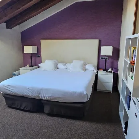 Palacio San Facundo 2*