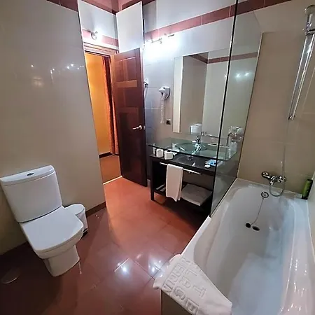 בית הארחה Palacio San Facundo 2*