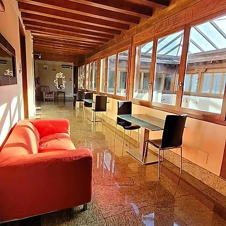 בית הארחה Palacio San Facundo