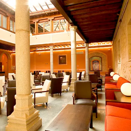 Palacio San Facundo 2* Segovia