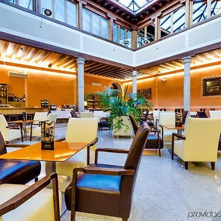 Pensión Palacio San Facundo