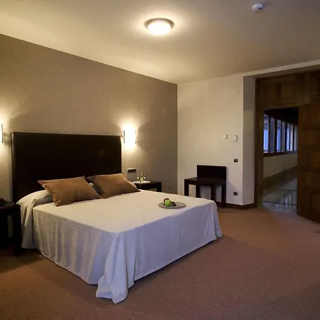 Guest house Palacio San Facundo Segovia