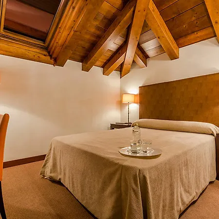 Palacio San Facundo Segovia