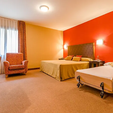 Palacio San Facundo 2* Ségovie