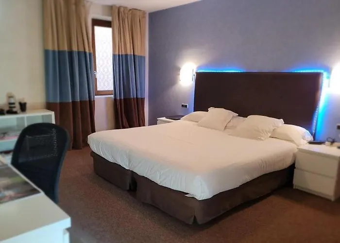 Palacio San Facundo 2*