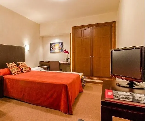 Palacio San Facundo 2*