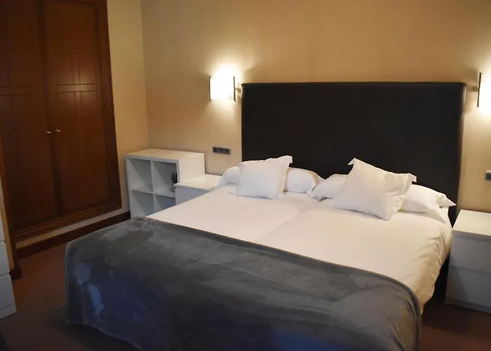 Palacio San Facundo Сеговия