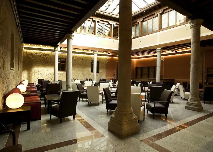 Palacio San Facundo Pensjonat Segowia