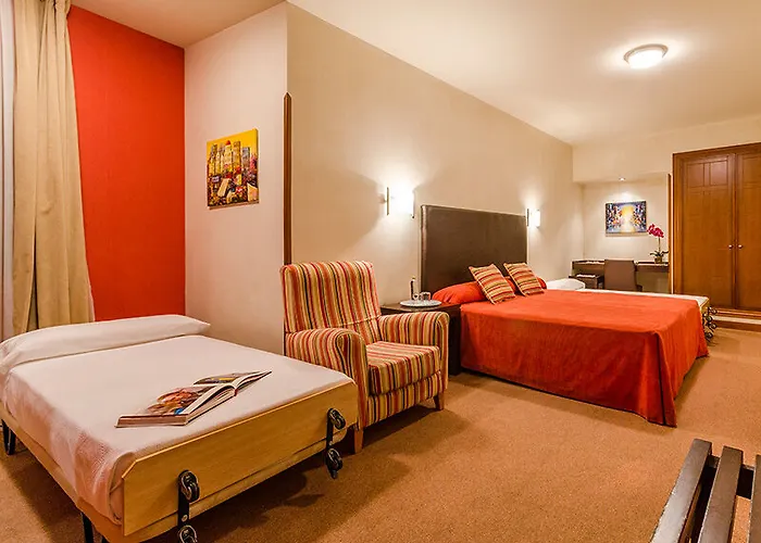 Palacio San Facundo 2* Segowia